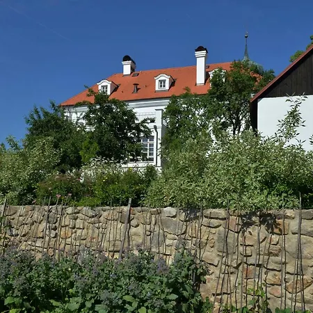 Fara Hotel Postupice